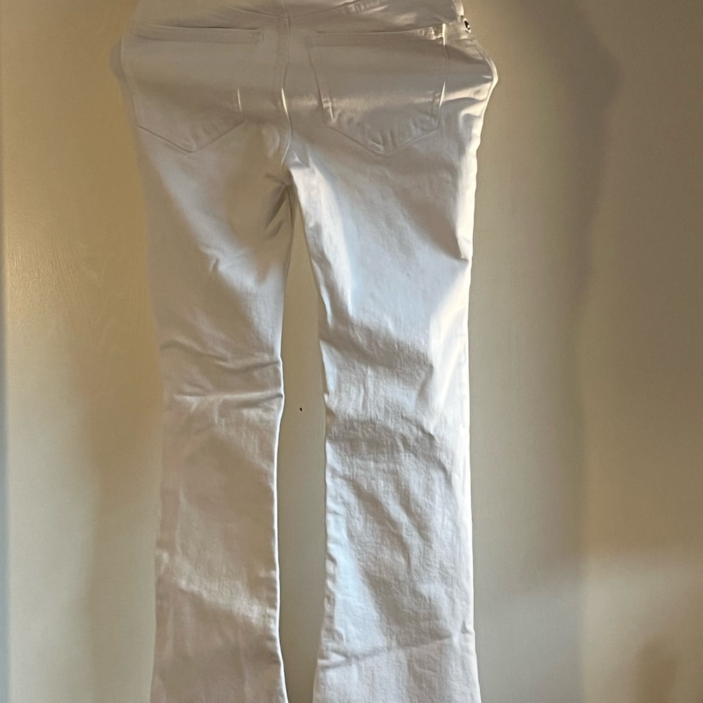Boot cut , High waisted